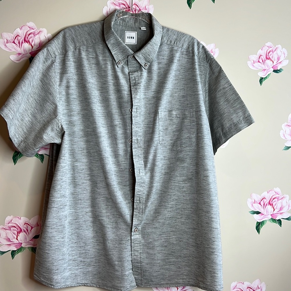 Rowm Button-down Shirt Short Sleeves NWOT.   X-33